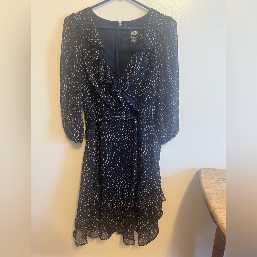 DKNY NWT size 2 ruffle dress